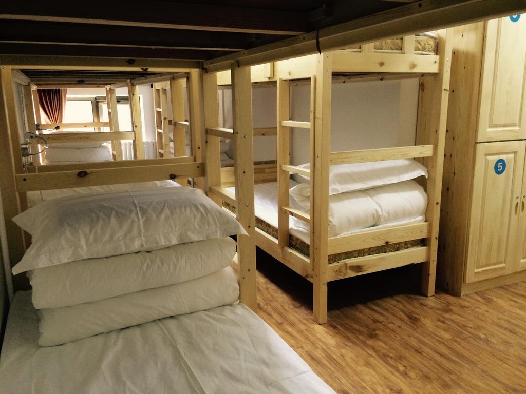 Beijing Sunrise Youth Hostel Beihai Branch Экстерьер фото